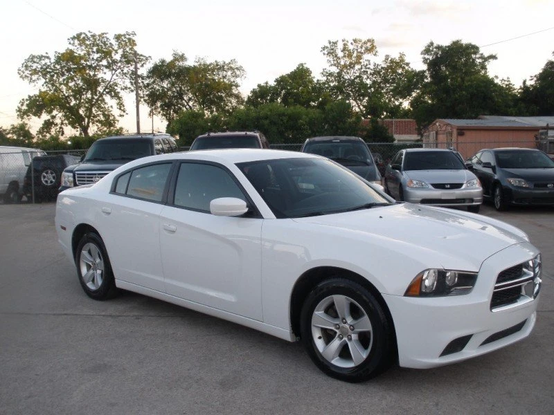 2012 Dodge Charger 7th Gen - Image 2 of 20