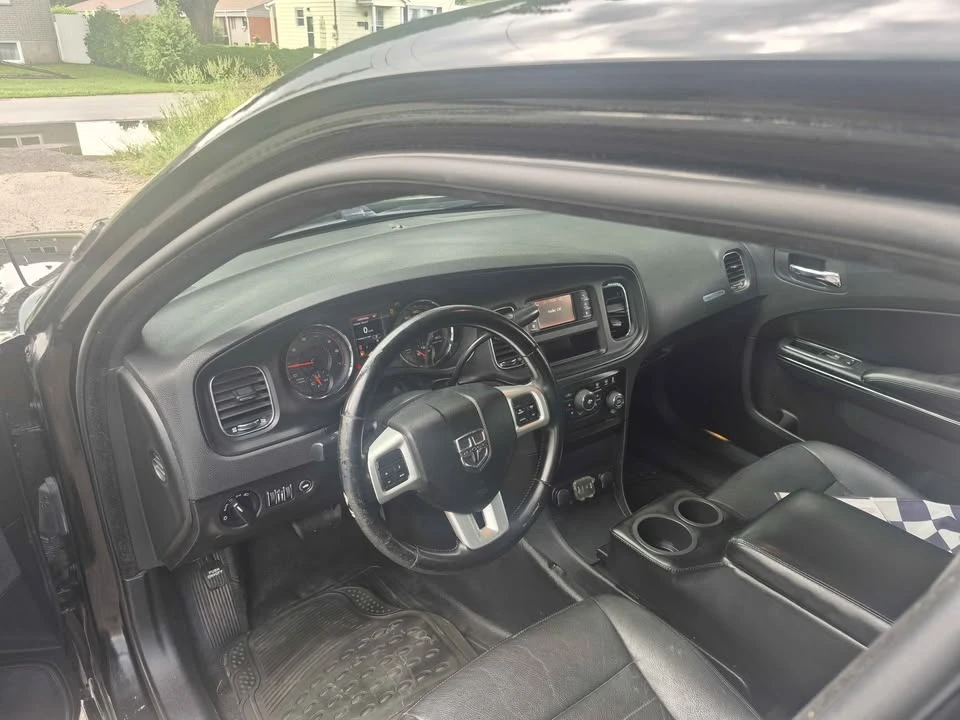 2012 Dodge Charger 7th Gen - Image 6 of 7