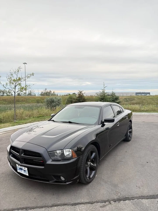 2012 Dodge Charger 7th Gen - Image 5 of 15