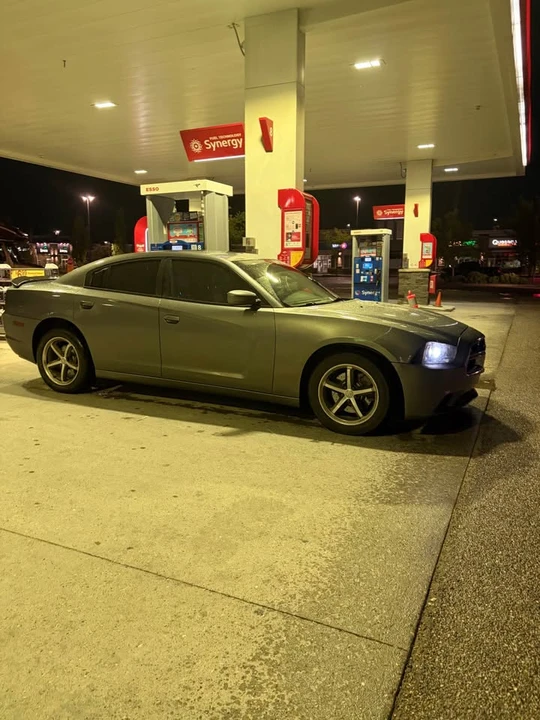 2012 Dodge Charger 7th Gen - Image 2 of 3