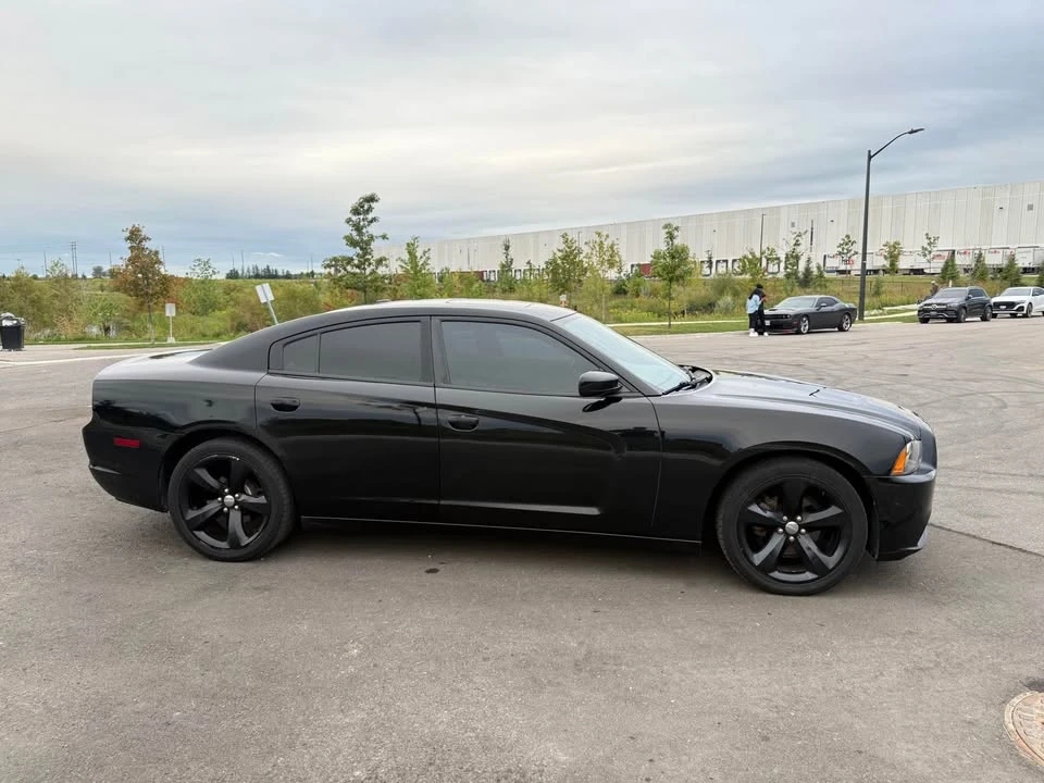 2012 Dodge Charger 7th Gen - Image 4 of 15