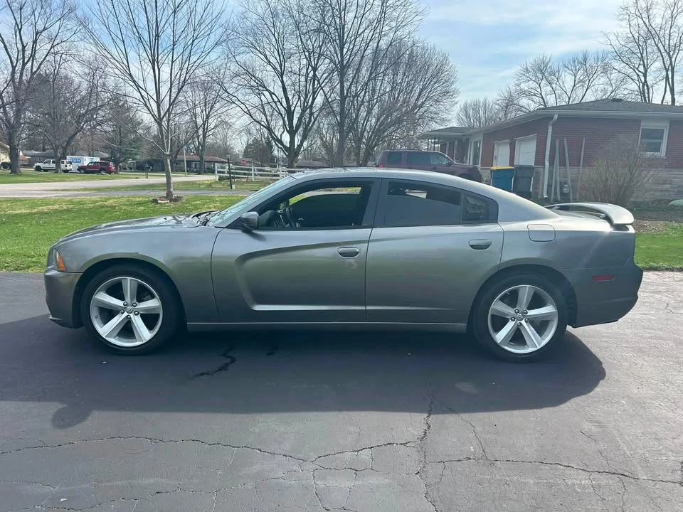 2012 Dodge Charger 7th Gen - Image 3 of 10