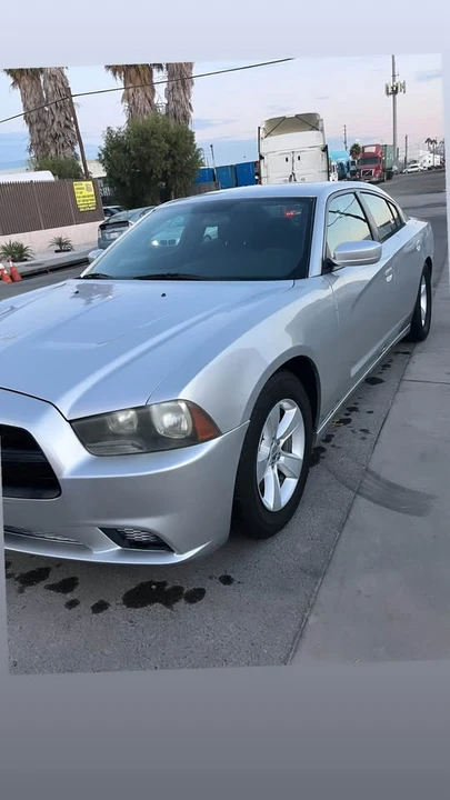 2012 Dodge Charger 7th Gen - Image 2 of 6