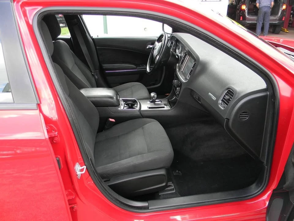 2012 Dodge Charger 7th Gen - Image 16 of 20