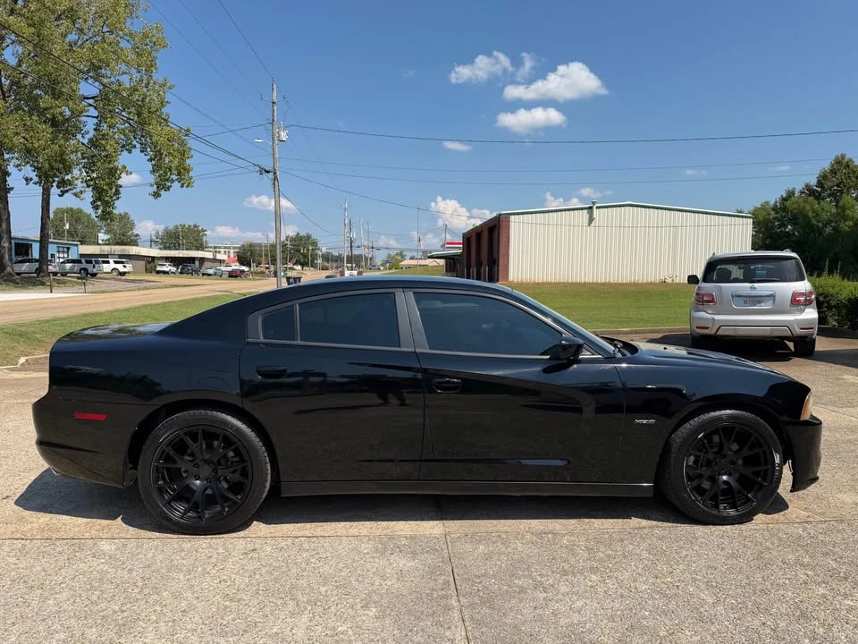 2012 Dodge Charger 7th Gen - Image 9 of 20