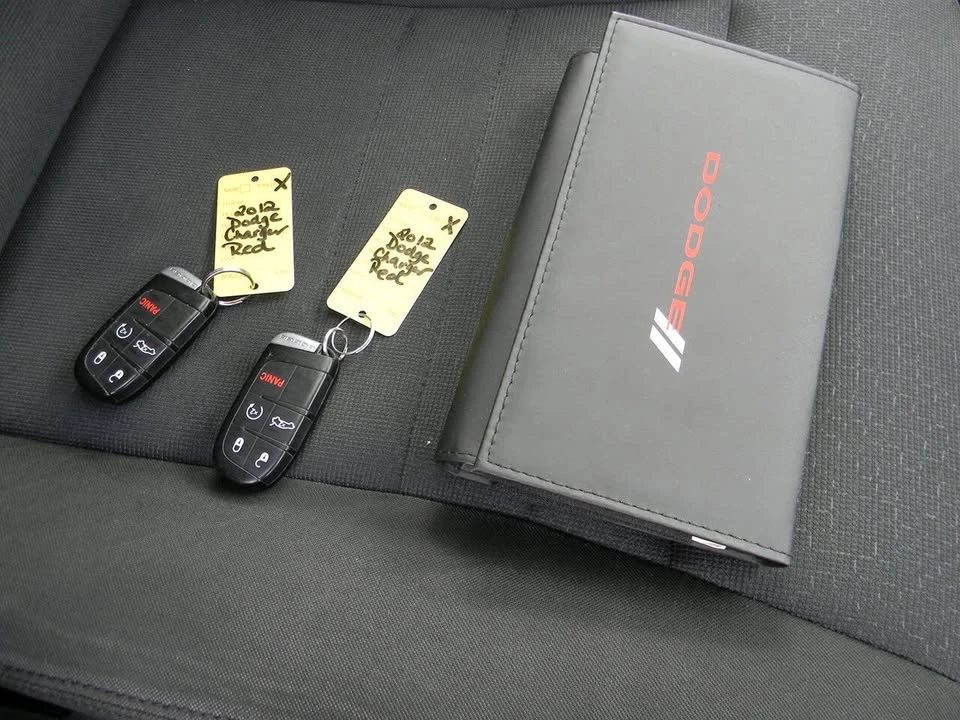 2012 Dodge Charger 7th Gen - Image 18 of 20