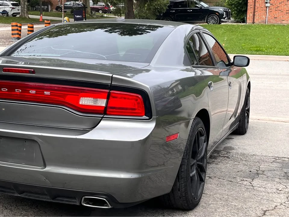 2012 Dodge Charger 7th Gen - Image 9 of 20