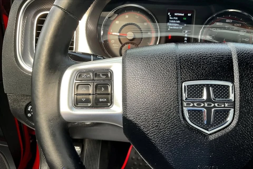 2012 Dodge Charger 7th Gen - Image 11 of 20