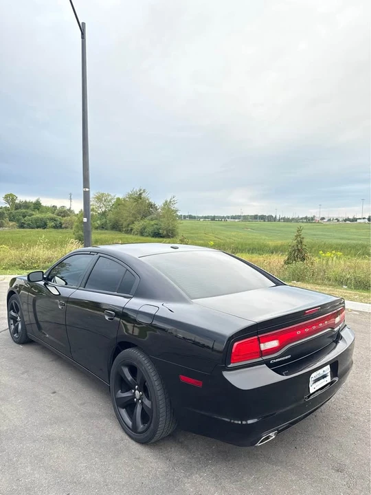2012 Dodge Charger 7th Gen - Image 2 of 15