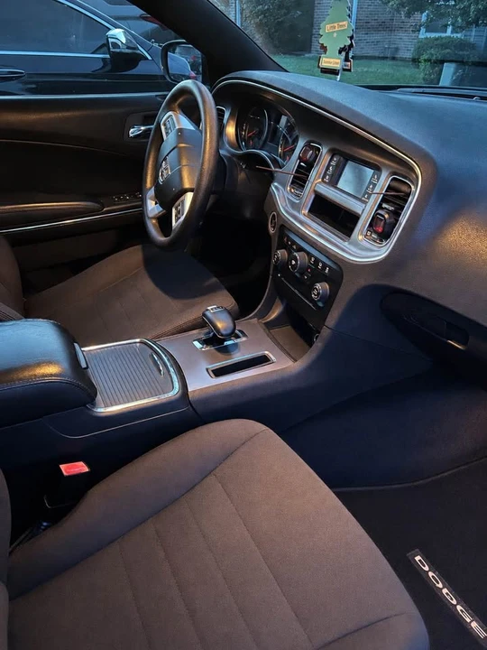 2012 Dodge Charger 7th Gen - Image 4 of 6