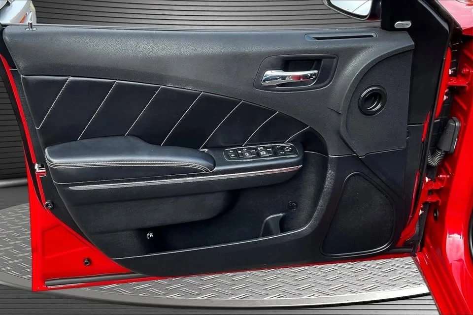 2012 Dodge Charger 7th Gen - Image 19 of 20