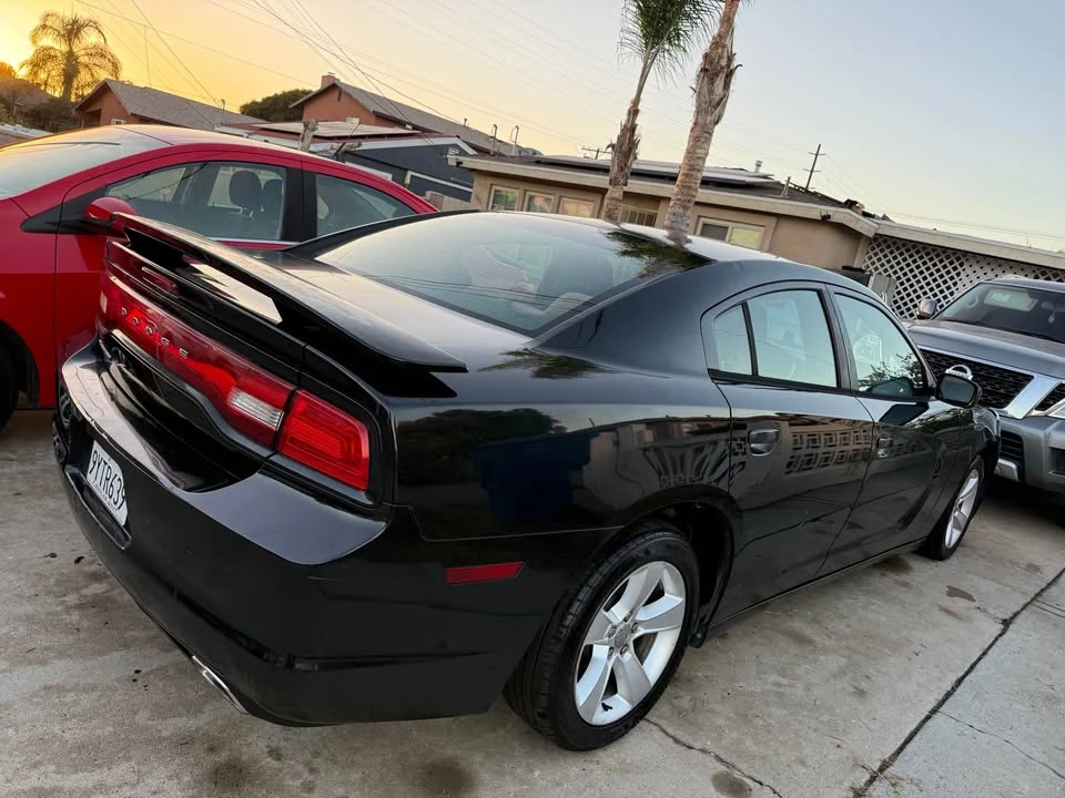 2012 Dodge Charger 7th Gen - Image 4 of 8