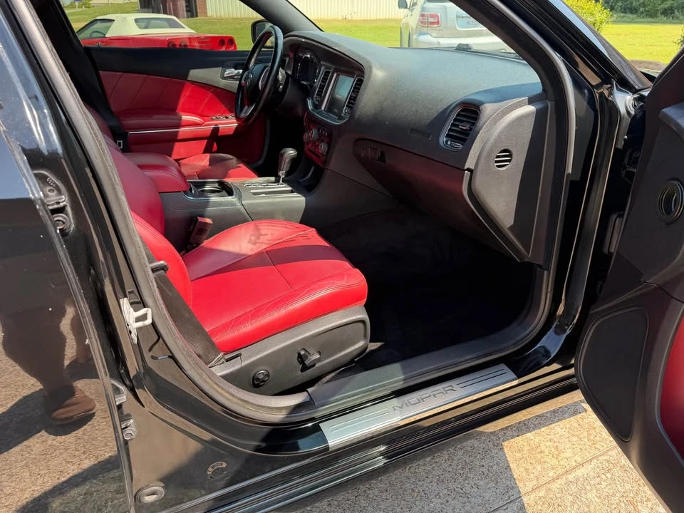 2012 Dodge Charger 7th Gen - Image 13 of 20