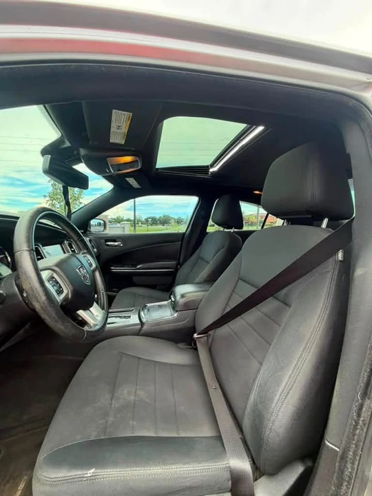 2012 Dodge Charger 7th Gen - Image 4 of 7