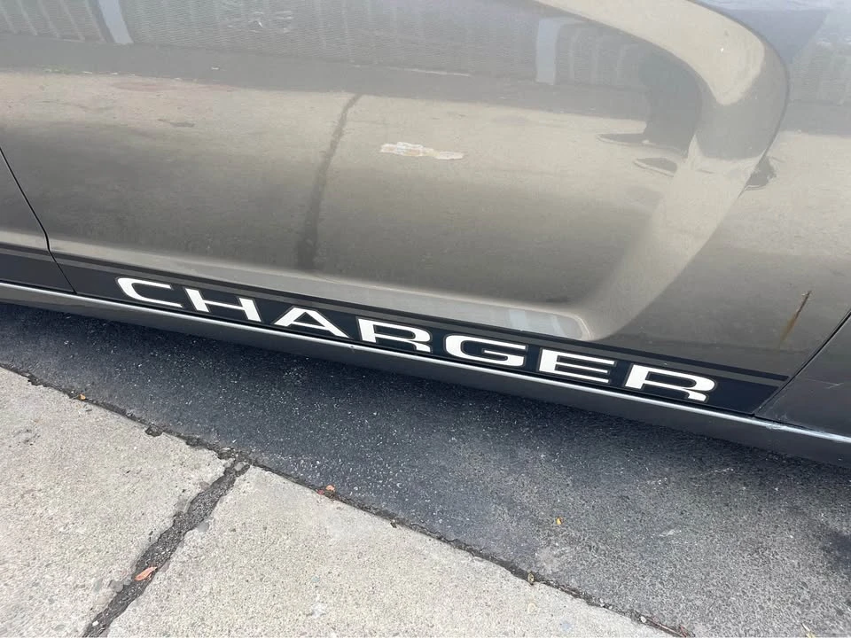 2012 Dodge Charger 7th Gen - Image 4 of 13