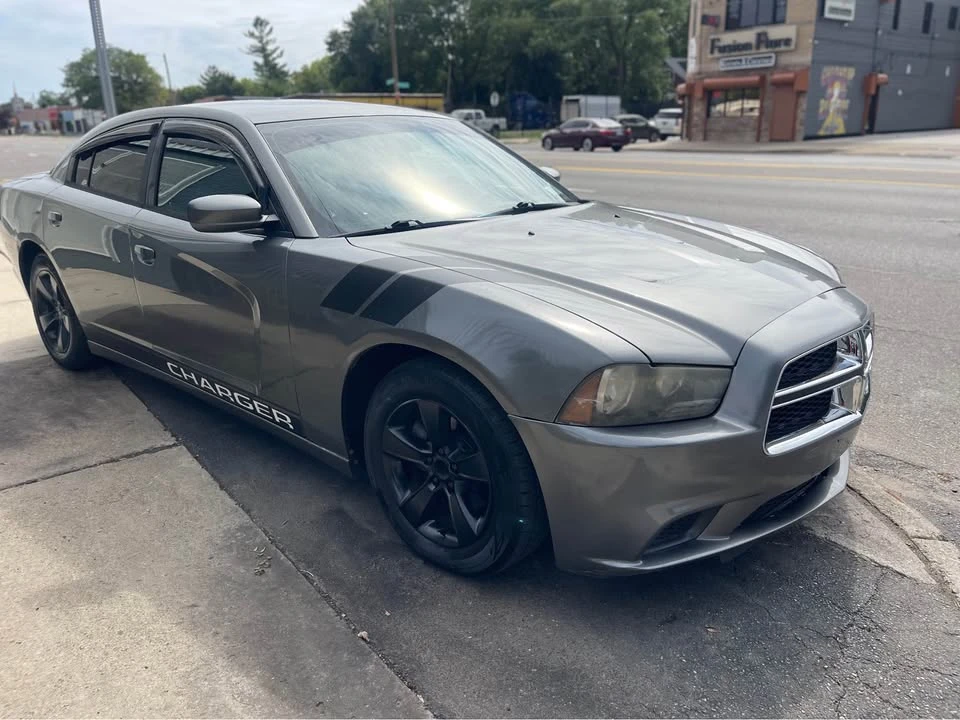 2012 Dodge Charger 7th Gen - Image 3 of 13