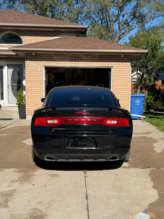 2012 Dodge Charger 7th Gen - Image 4 of 8