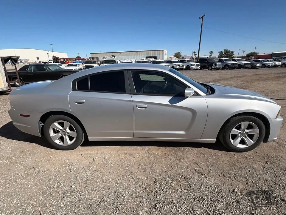 2012 Dodge Charger 7th Gen - Image 4 of 20
