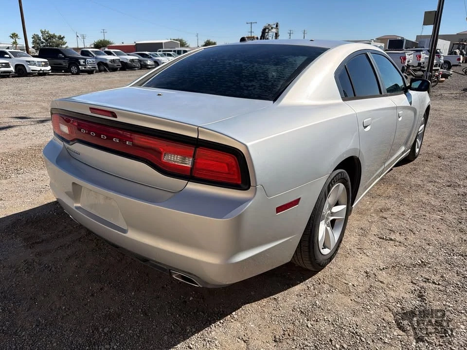 2012 Dodge Charger 7th Gen - Image 5 of 20