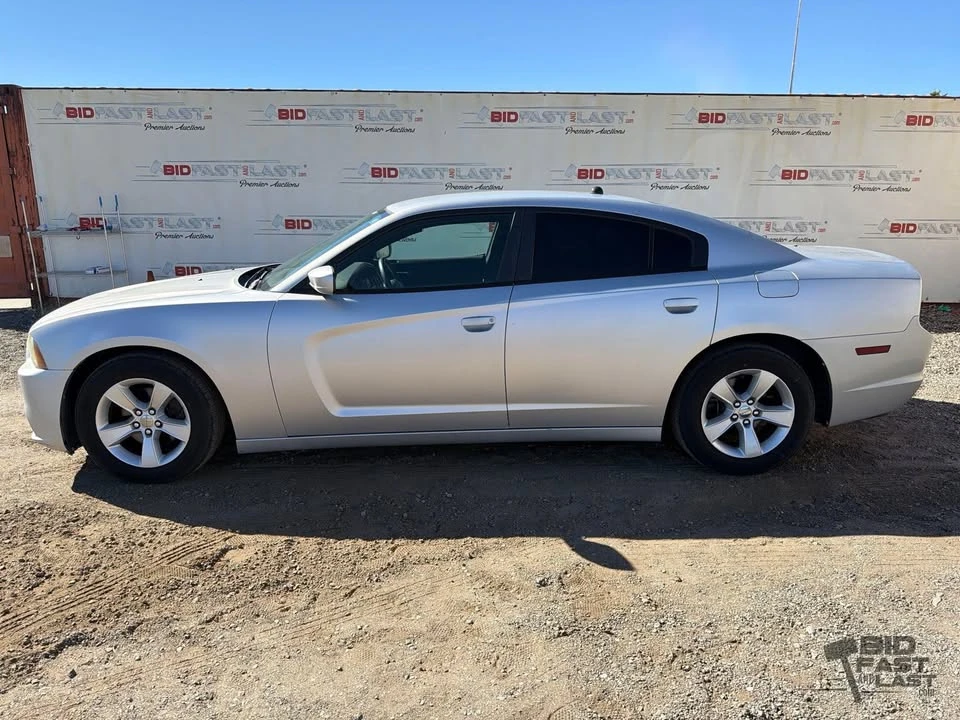 2012 Dodge Charger 7th Gen - Image 8 of 20