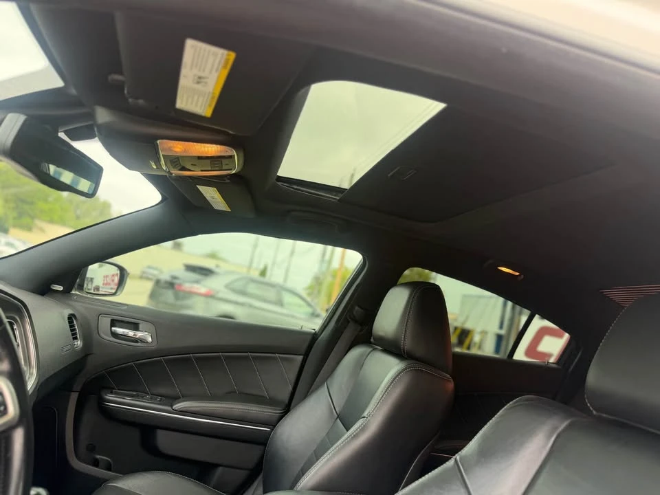 2012 Dodge Charger 7th Gen - Image 10 of 16