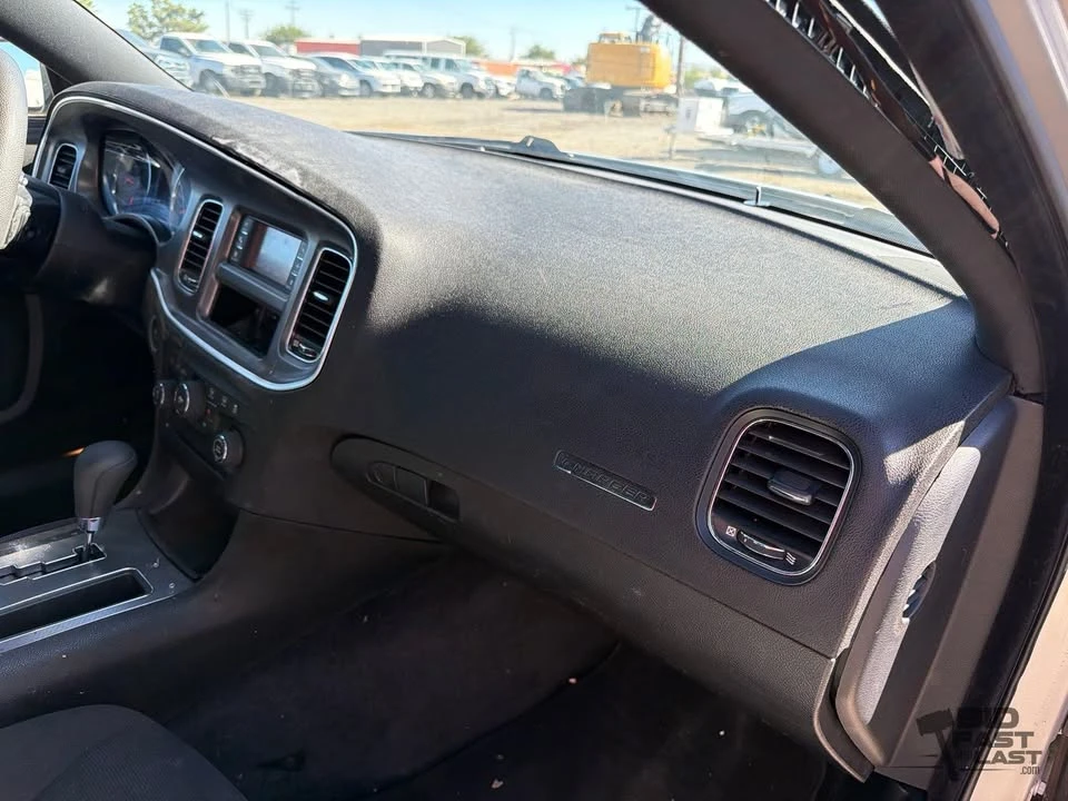 2012 Dodge Charger 7th Gen - Image 17 of 20