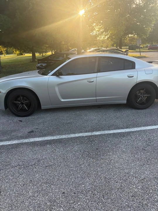 2012 Dodge Charger 7th Gen - Image 3 of 6