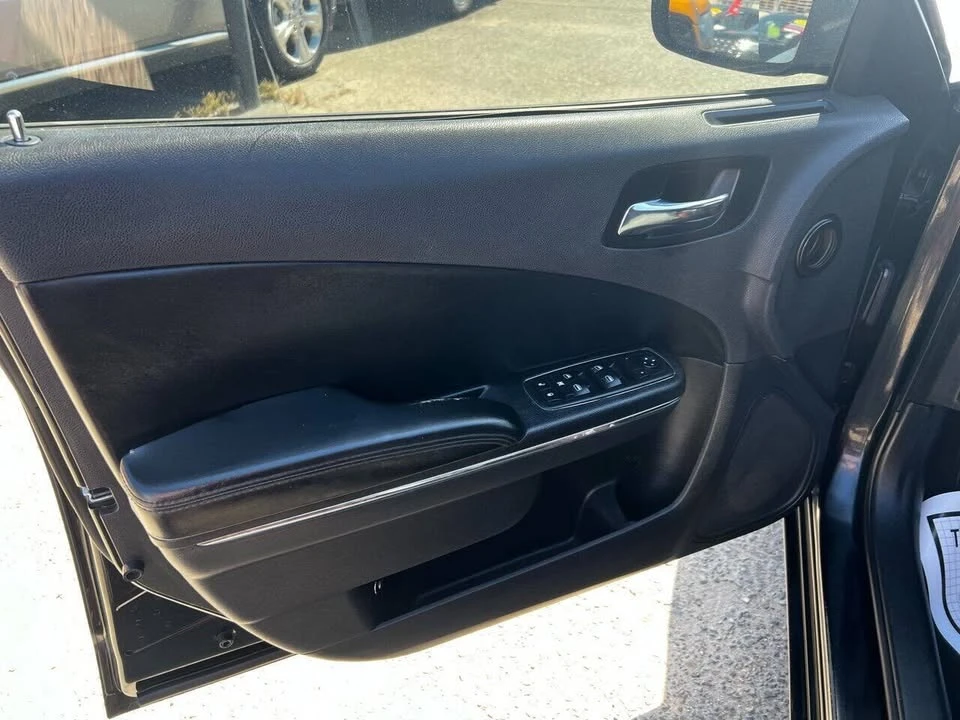 2012 Dodge Charger 7th Gen - Image 17 of 20
