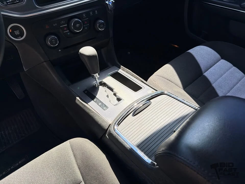 2012 Dodge Charger 7th Gen - Image 14 of 18