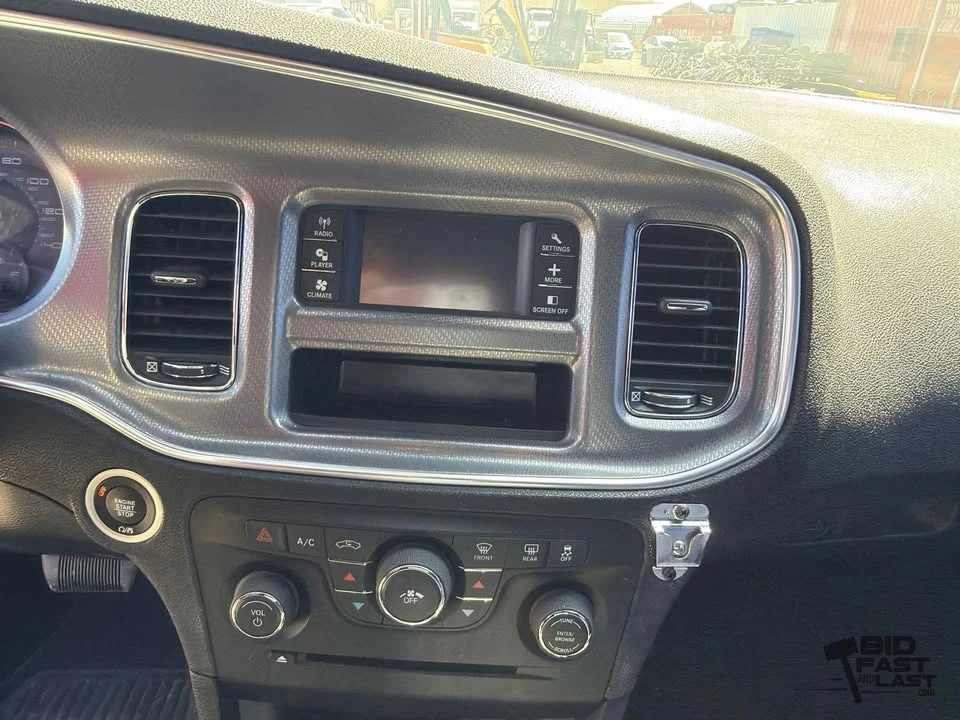 2012 Dodge Charger 7th Gen - Image 13 of 18