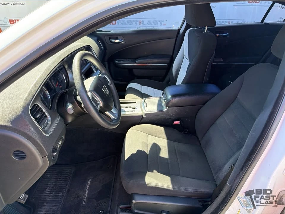 2012 Dodge Charger 7th Gen - Image 11 of 18