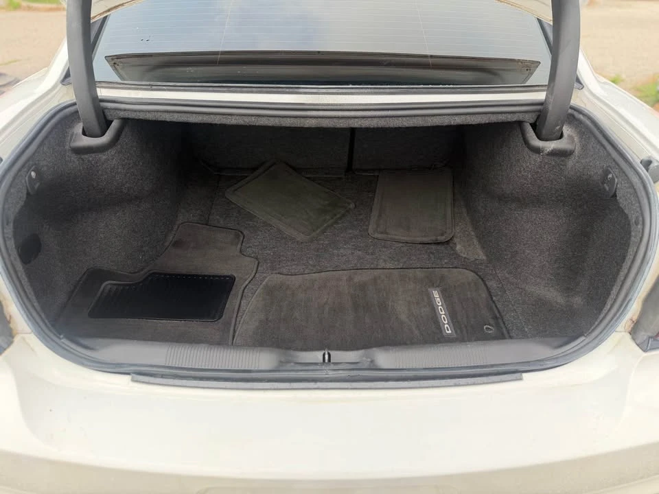 2012 Dodge Charger 7th Gen - Image 6 of 16