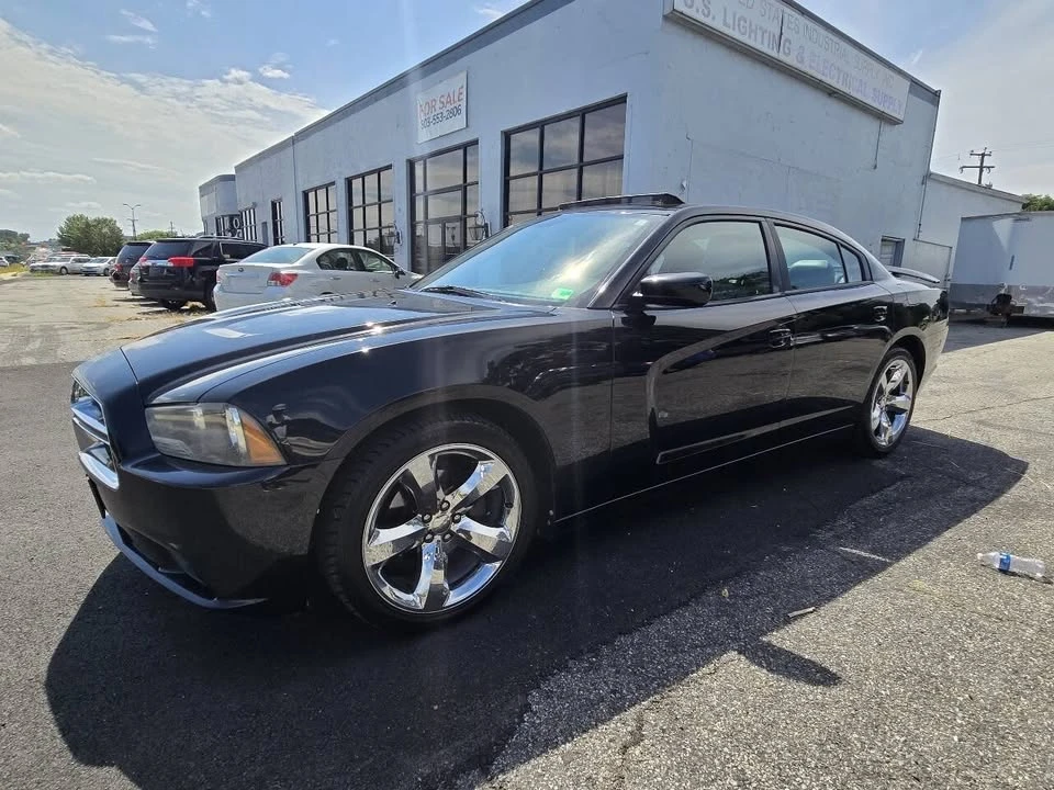 2012 Dodge Charger 7th Gen - Image 2 of 19