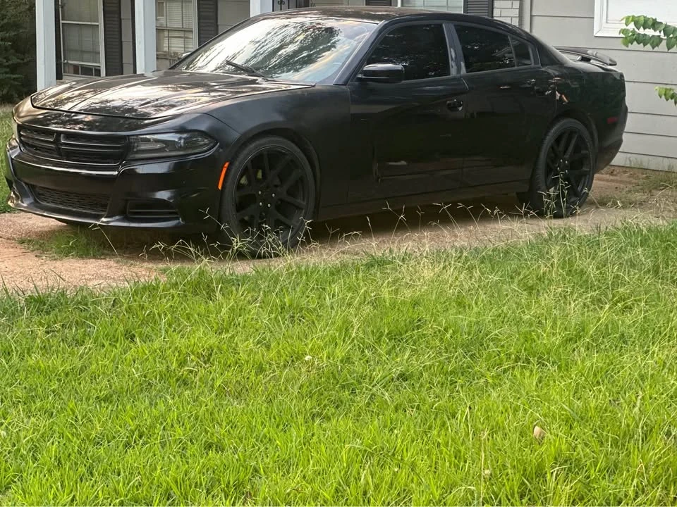 2012 Dodge Charger 7th Gen - Image 2 of 3