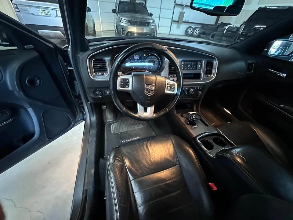 2012 Dodge Charger 7th Gen - Image 11 of 15