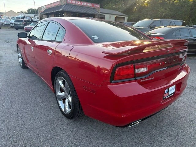2012 Dodge Charger 7th Gen - Image 9 of 20