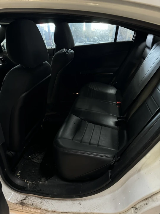 2012 Dodge Charger 7th Gen - Image 6 of 13