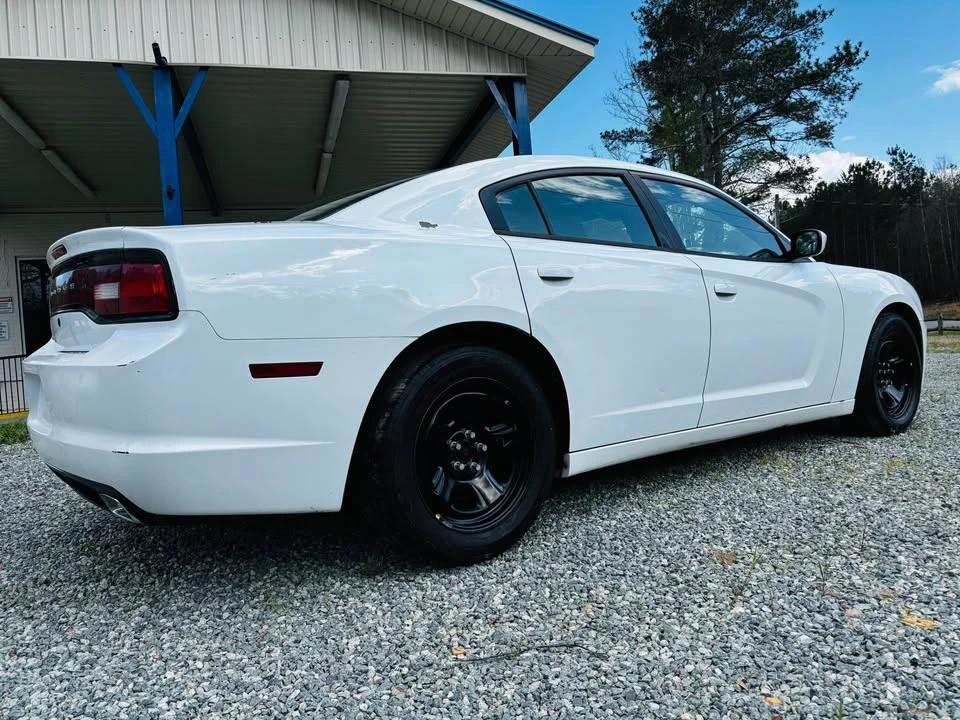 2012 Dodge Charger 7th Gen - Image 5 of 16