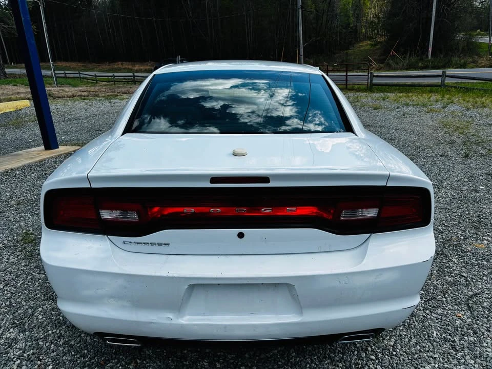 2012 Dodge Charger 7th Gen - Image 6 of 16
