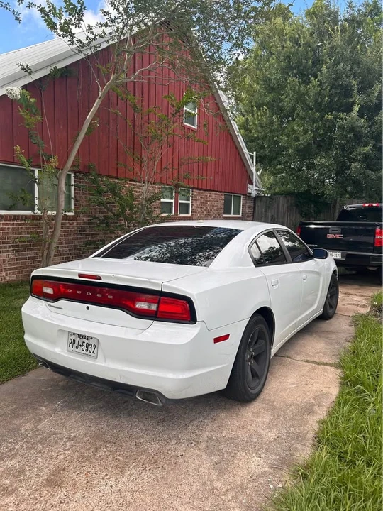 2012 Dodge Charger 7th Gen - Image 15 of 19