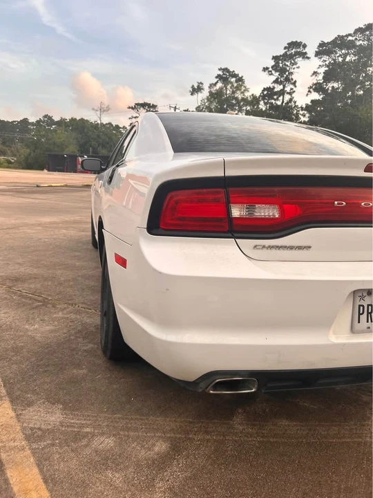 2012 Dodge Charger 7th Gen - Image 11 of 19
