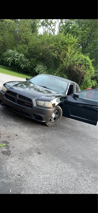 2012 Dodge Charger 7th Gen - Image 2 of 9