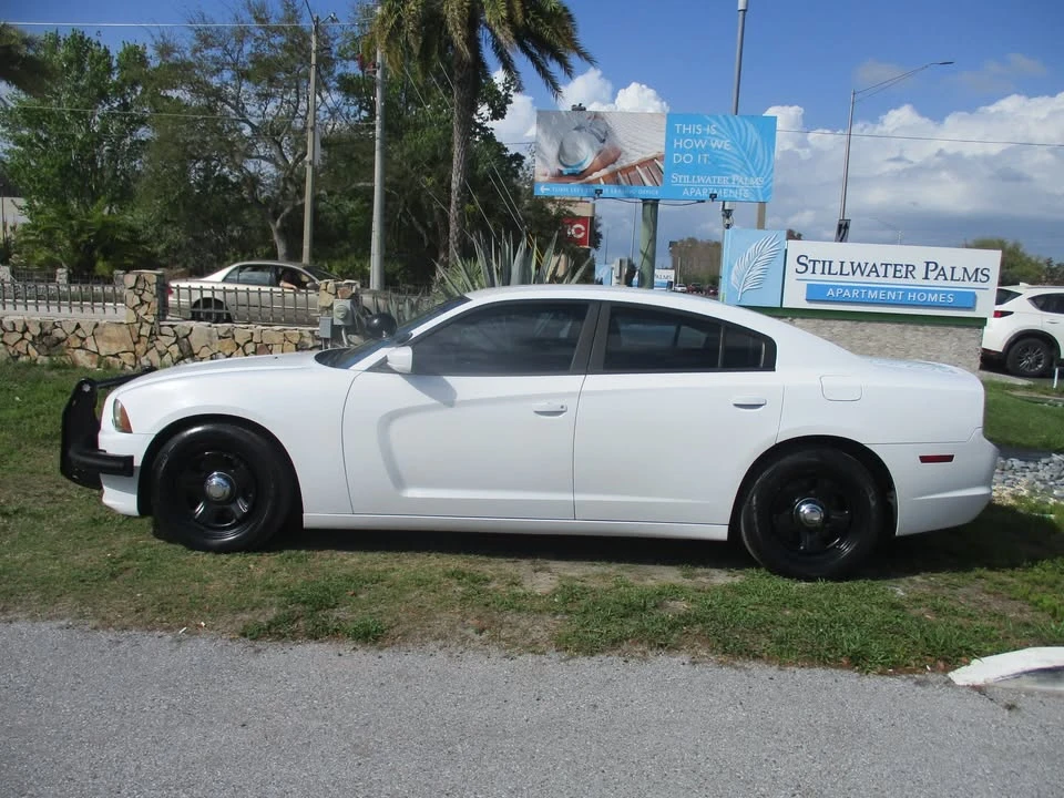 2012 Dodge Charger 7th Gen - Image 2 of 6