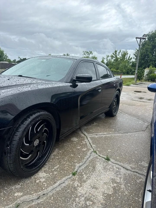 2012 Dodge Charger 7th Gen - Image 2 of 7