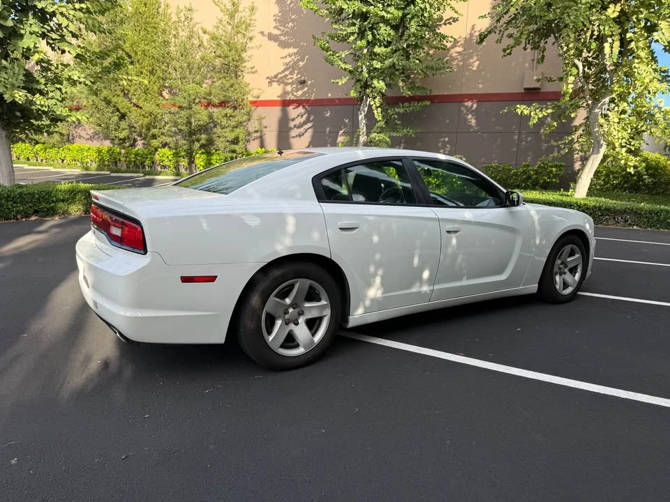 2012 Dodge Charger 7th Gen - Image 5 of 9
