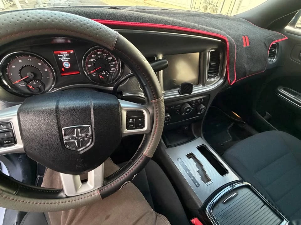 2012 Dodge Charger 7th Gen - Image 13 of 18