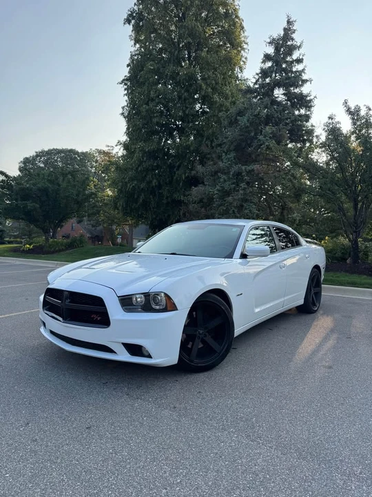 2012 Dodge Charger 7th Gen - Image 7 of 12