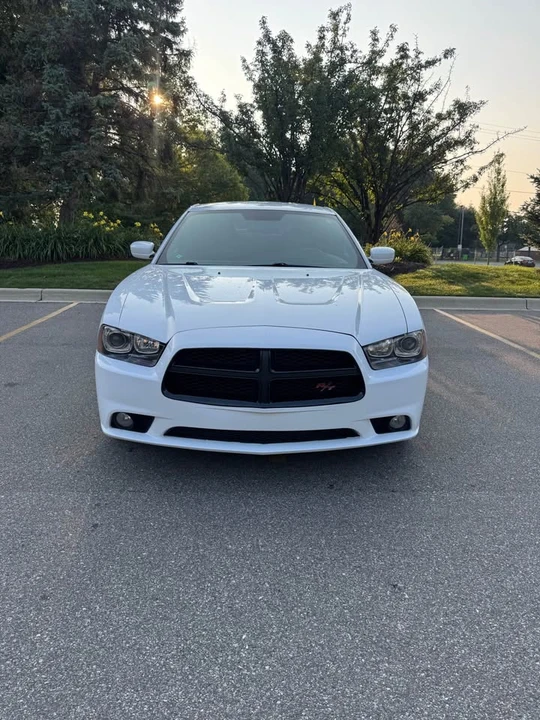 2012 Dodge Charger 7th Gen - Image 2 of 12