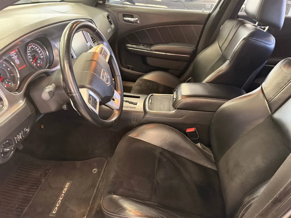 2012 Dodge Charger 7th Gen - Image 11 of 15