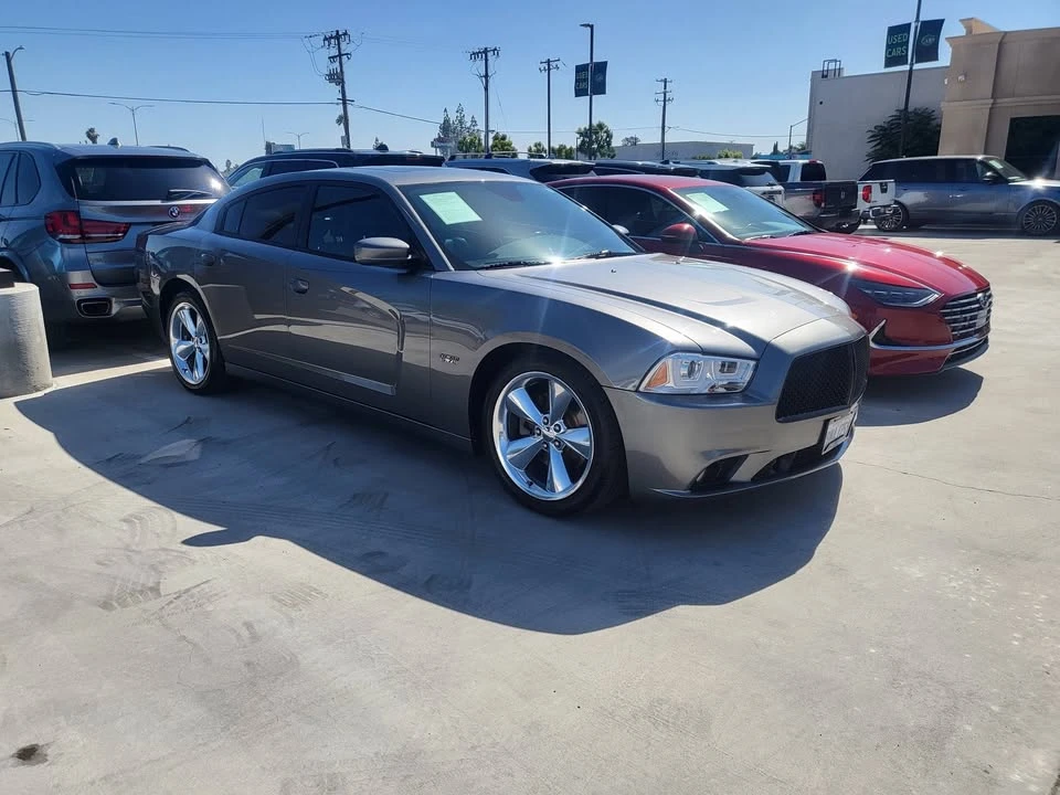 2012 Dodge Charger 7th Gen - Image 4 of 4